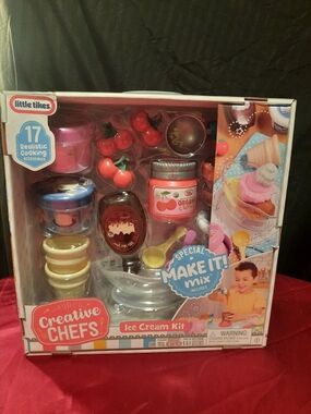 Little Tikes Creative Chefs Ice Cream Kit Playset Pretend Cooking Kit 17 Pieces